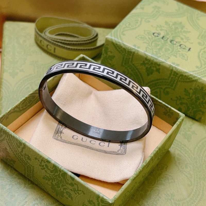 Gvc*1 bracelets